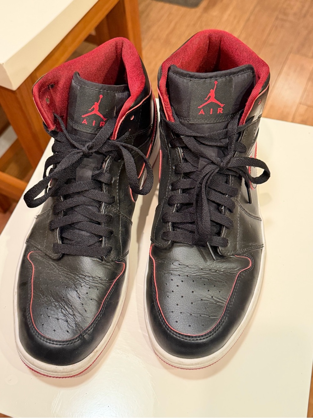 Nike Black & Red Men's High-Top Sneakers
